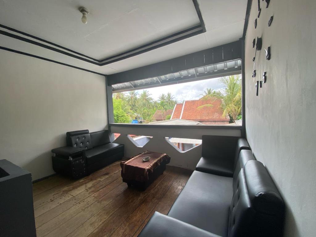 Krui Saejadi Surf And Stay Exterior foto